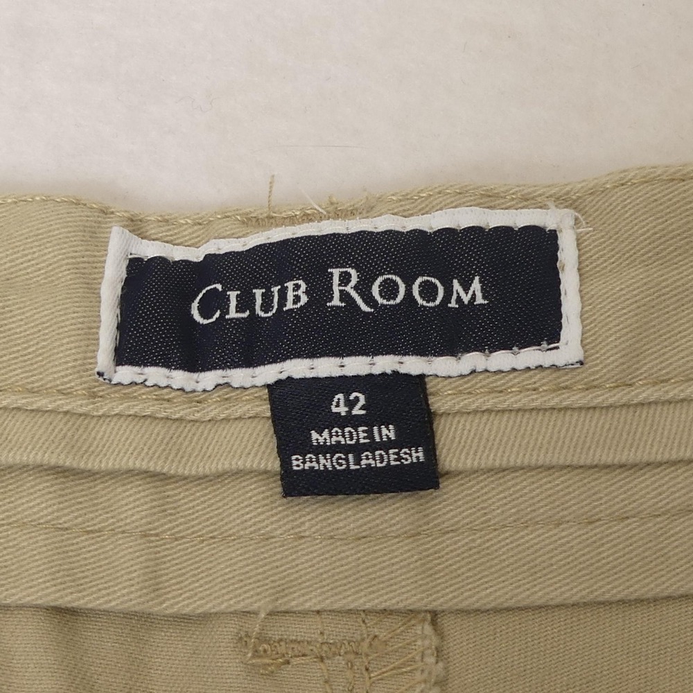 Club Room Shorts Mens 42 Khaki‎ Sand Bulldog Embroidered Flat Front Classic New - Picture 5 of 8